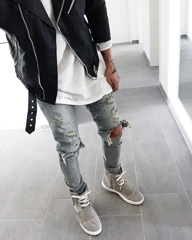 RIPPED SKINNY JEANS