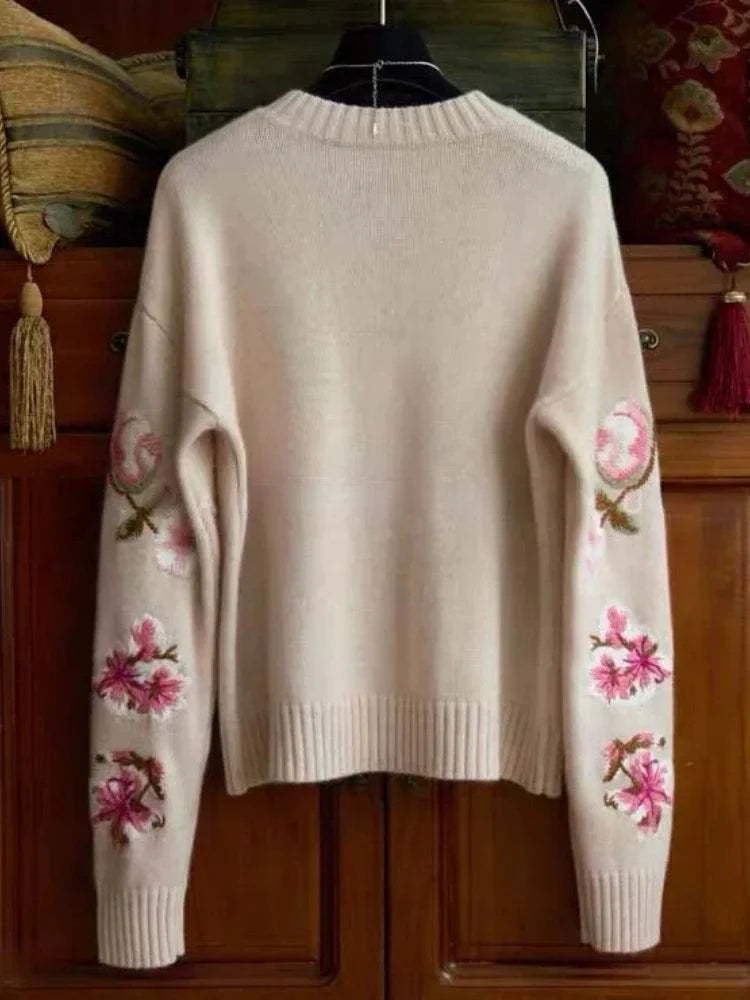 Fasbion Elegant Sweaters Long Sleeve Flower Embroidery Design Aesthetics Short Pullovers Casual Loose Vintage Women's Clothing