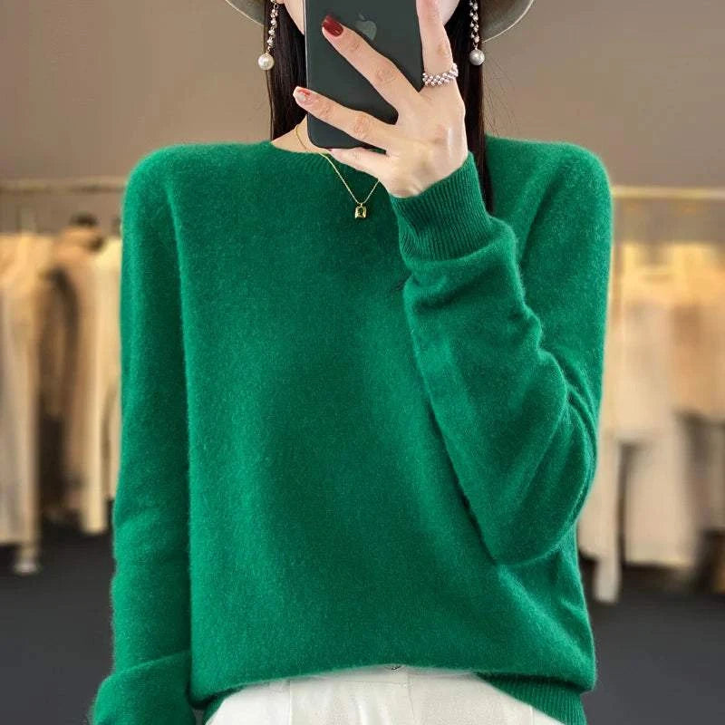 Women's Warm Sweater Soft Round Neck Pullover Autumn and Winter Casual Knitted Tops Solid Color Regular Women's Knitted Sweater